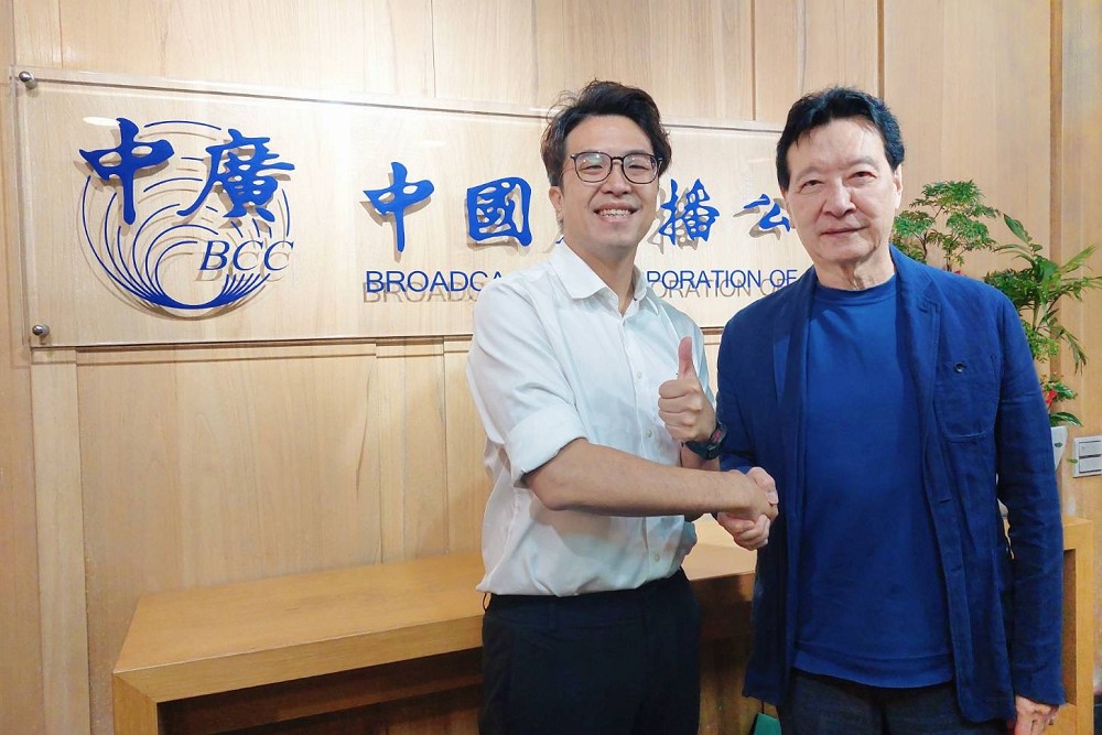 趙少康問議會綠營少數未來如何推市政？　沈伯洋：我很彈性、民生易成共識