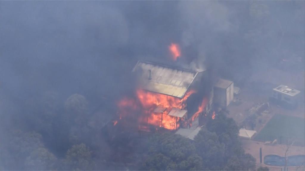南半球正值炎夏　西澳野火至少燒毀2棟房屋