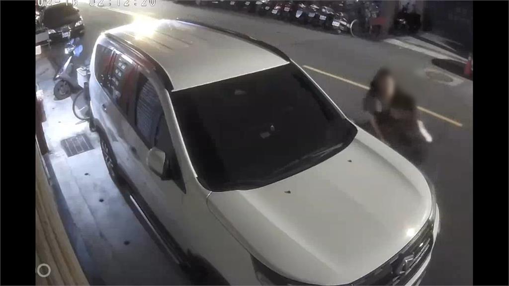 情侶吵架砸車洩憤！　店家車輛無端遭破壞　警鎖定2人