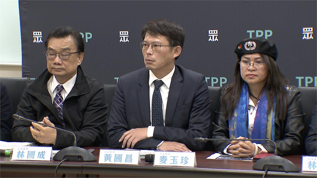 藍白砲轟數發部職員261人聘用58名清潔員？　綠委反嗆「不要亂抹黑」