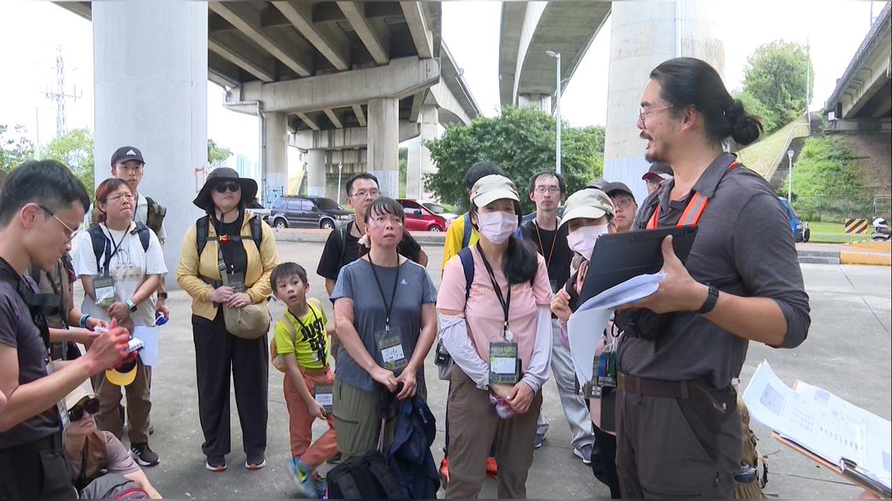 防災月辦藍鵲行動 黑熊百位學員河濱演練大量戰傷救護