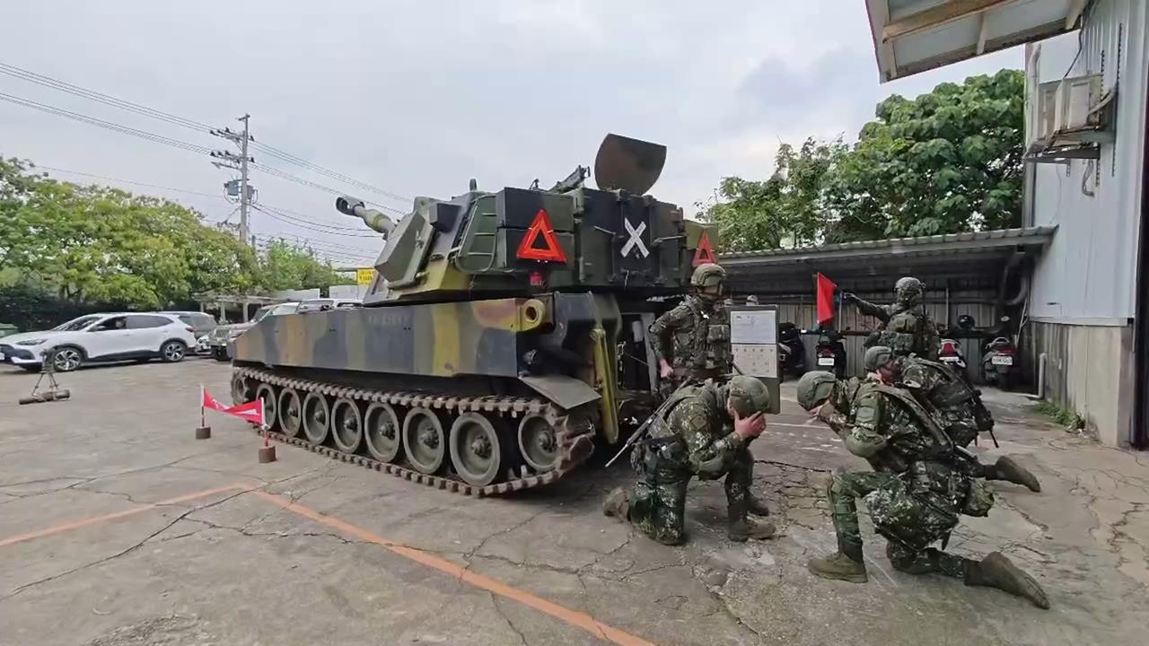 藍要推軍購「3500億+N」 鍾佳濱轟:國防不是拍賣喊價