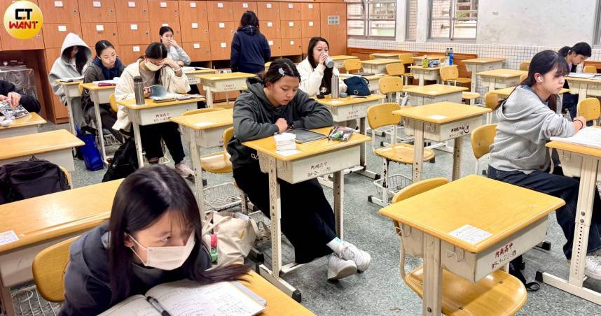 學測成績正式公布!大考中心曝6考科5標 明起開放申請複查