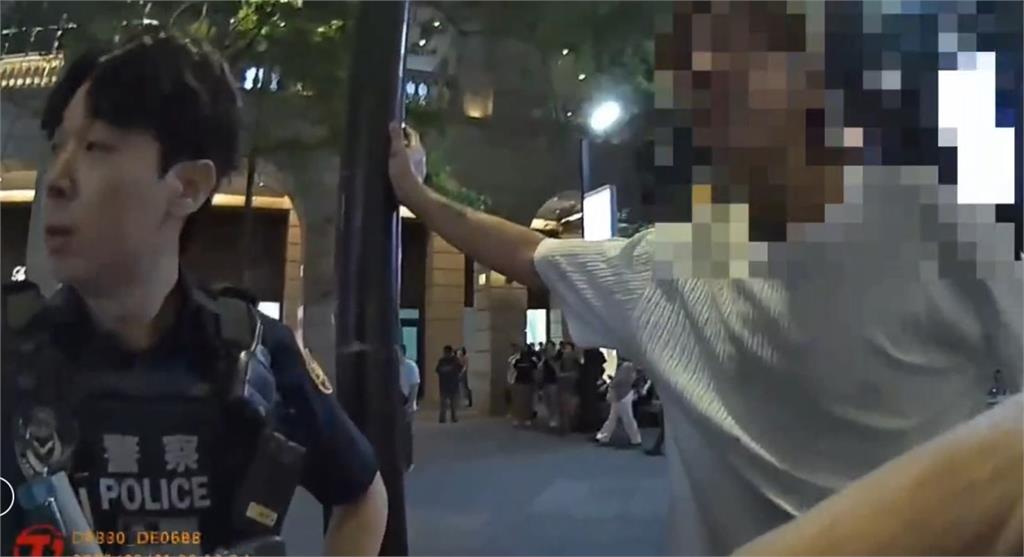 打架誤認街頭表演　警現身一問才知真相