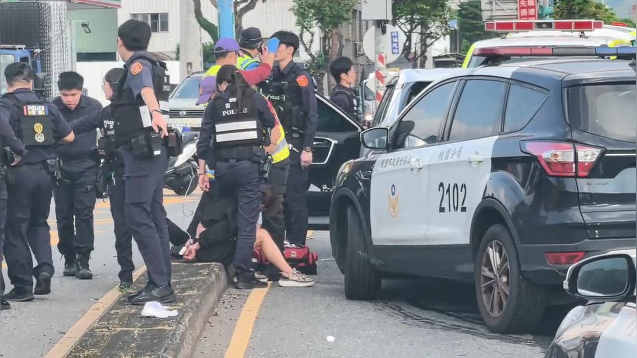 最新／桃園龜山爆警匪追逐！警連開8槍　當場逮到2毒蟲