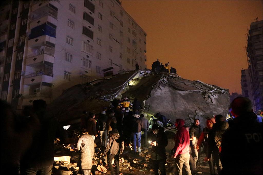 快新聞／土耳其7.8強震釀2國百死　外交部捐20萬美元協助賑災