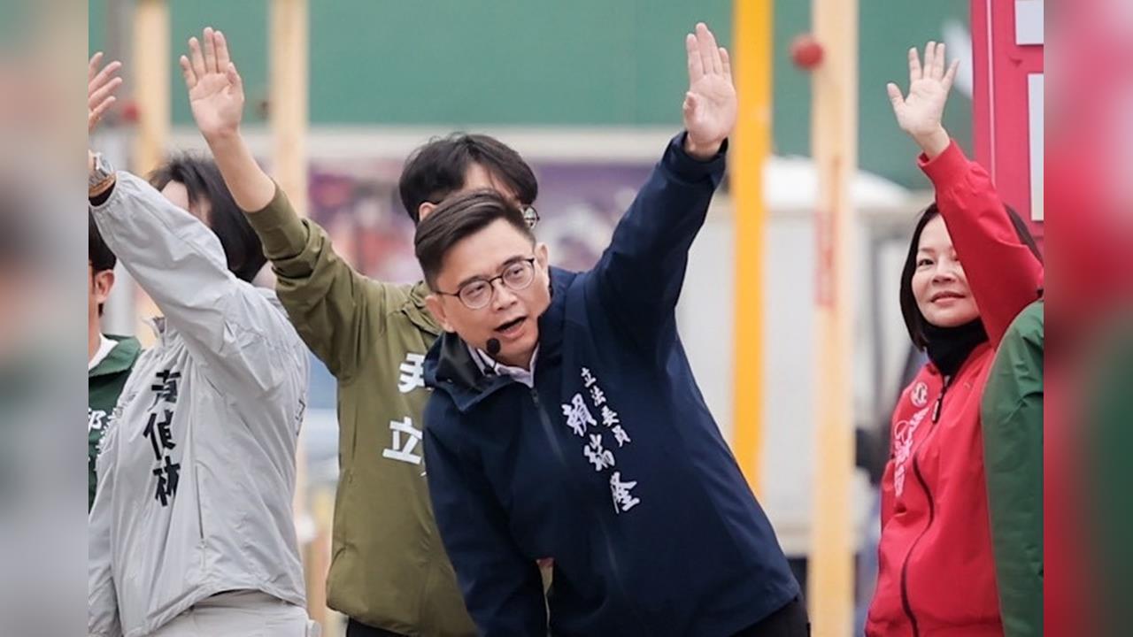 快新聞／突破重圍！賴瑞隆初選勝出　將披綠袍競選高雄市長