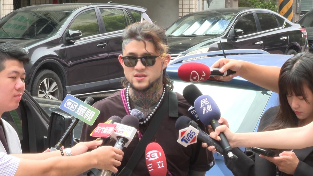 自製火焰槍惹議 孫安佐槍砲案士林地院首開庭