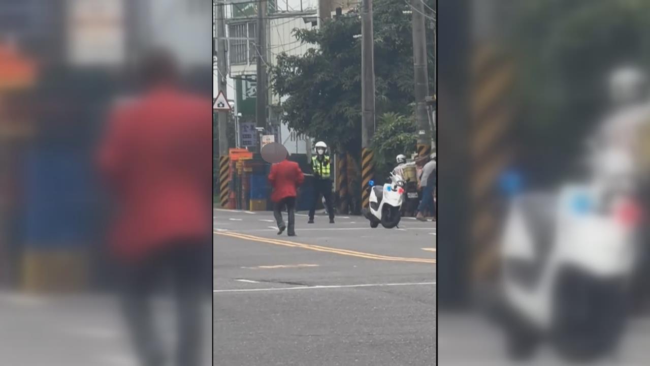 疑失業心情不好！男子持刀隨機砍2女　警開2槍制伏