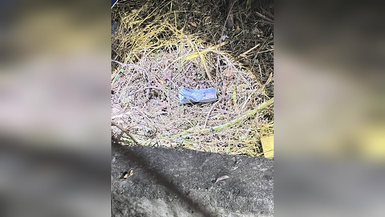 快新聞／黑吃黑？國道上演飛車追逐！男子躲惡煞棄車逃命掉20萬現金