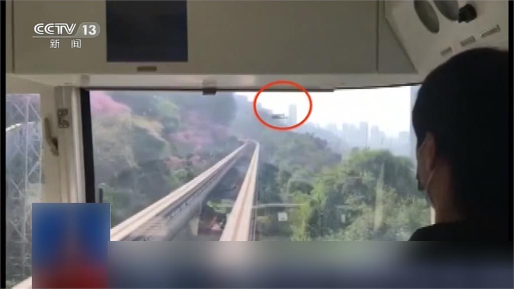 中國民眾搶拍盛開梅花 無人機竟撞上輕軌列車