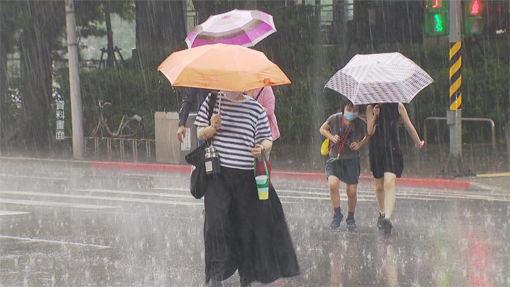  春雷要響了！週四鋒面挾強降雨　金馬、北部易有雷雨