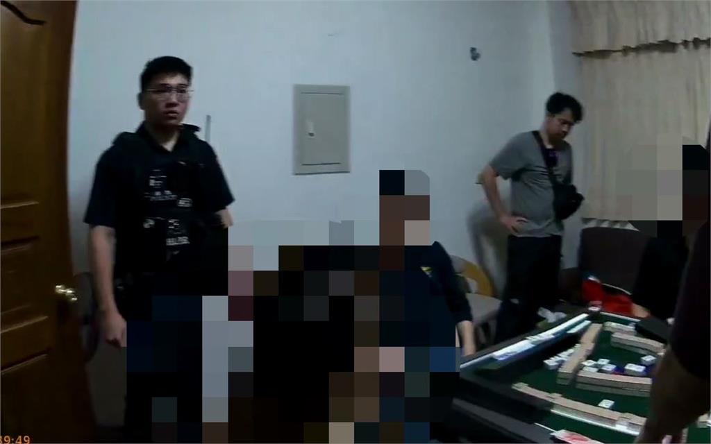 租花蓮別墅當賭場逮5人！　警突襲當場查扣賭具及賭金