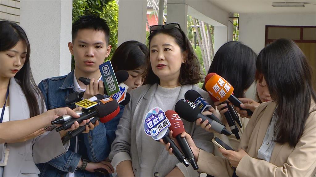 快新聞／韓國瑜批執政黨只想「清一色」　吳思瑤再嗆：誰讓立院藍白一色？