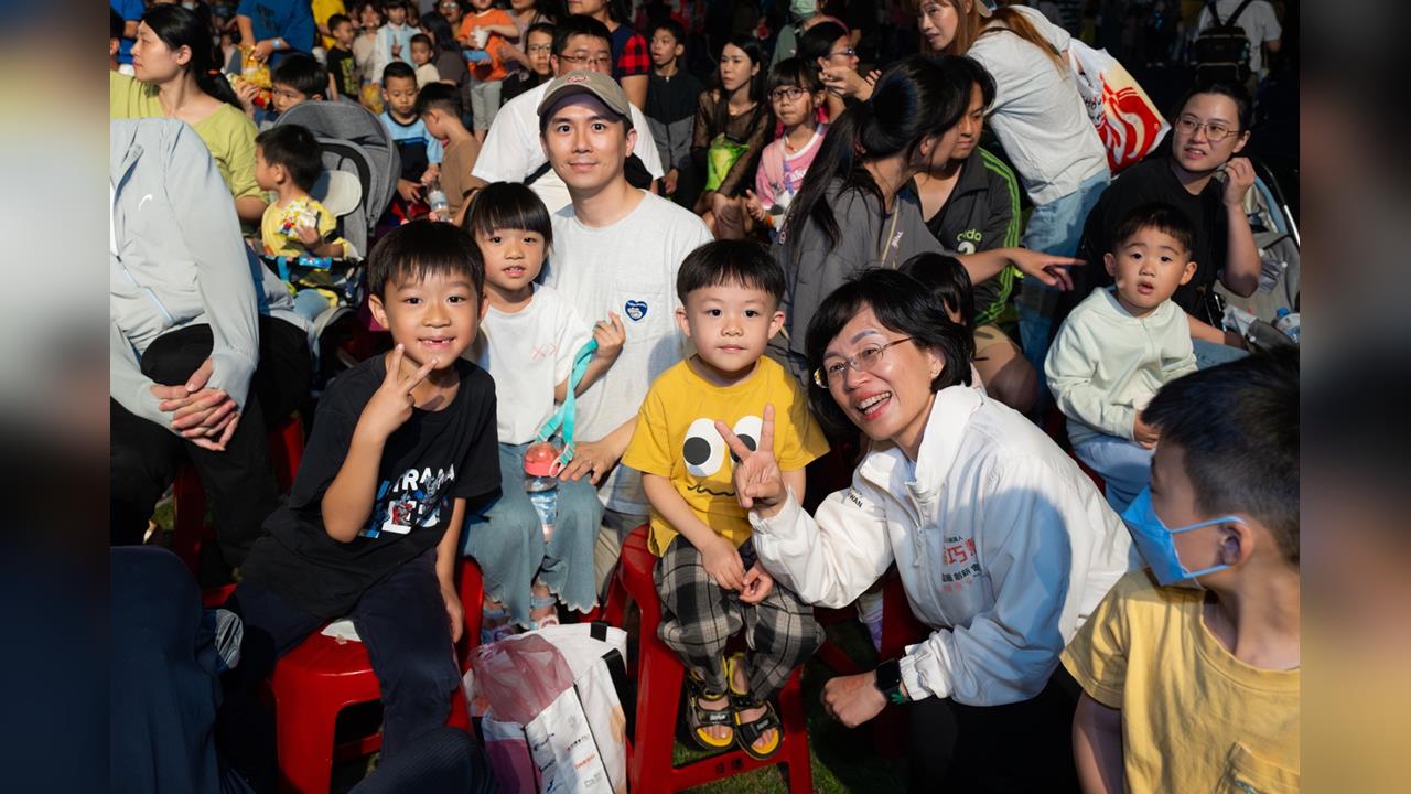 快新聞／紙風車劇團熱鬧登場！蘇巧慧合體吳琪銘、吳昇翰　5千親子嗨翻新北土城