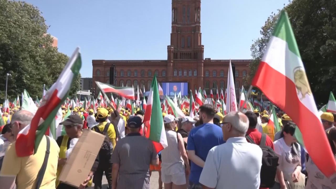 伊朗哈米尼政府倒台？　美財長透露：大筆資金轉往杜拜