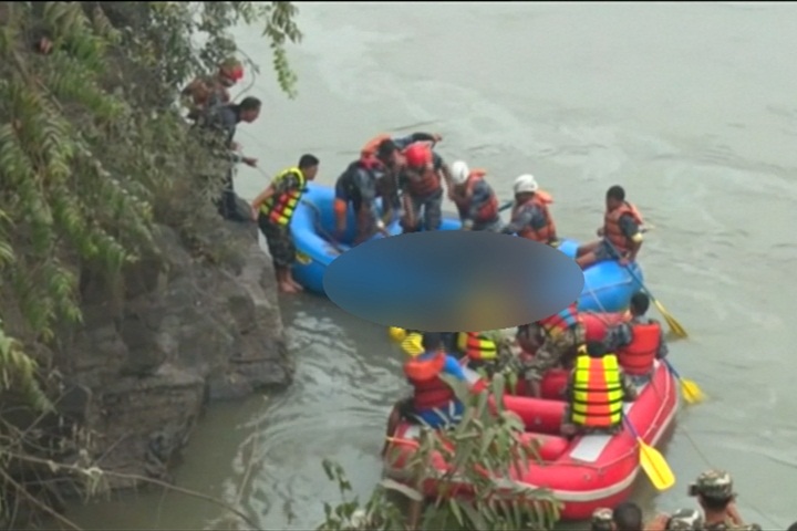 尼泊爾巴士高速公路墜河 釀31死包含11兒童