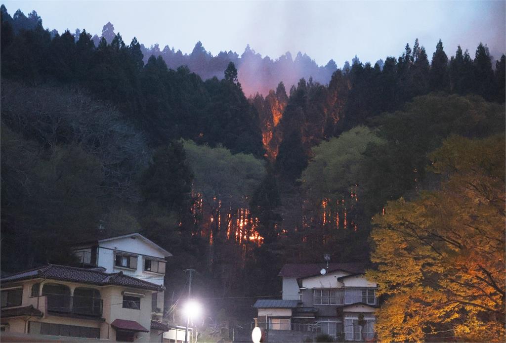 日本岩手縣森林大火肆虐當局動員千人撲滅　逾3000居民緊急撤離