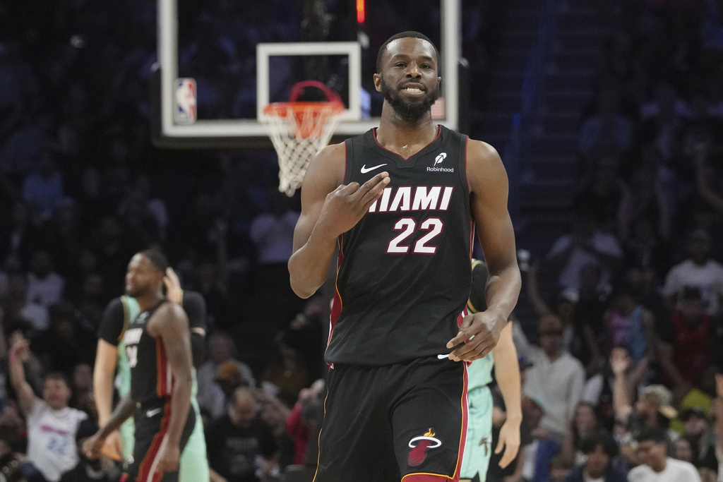 NBA(影)/「圍巾」轟下本季新高42分 率熱火灼黃蜂中止10連敗