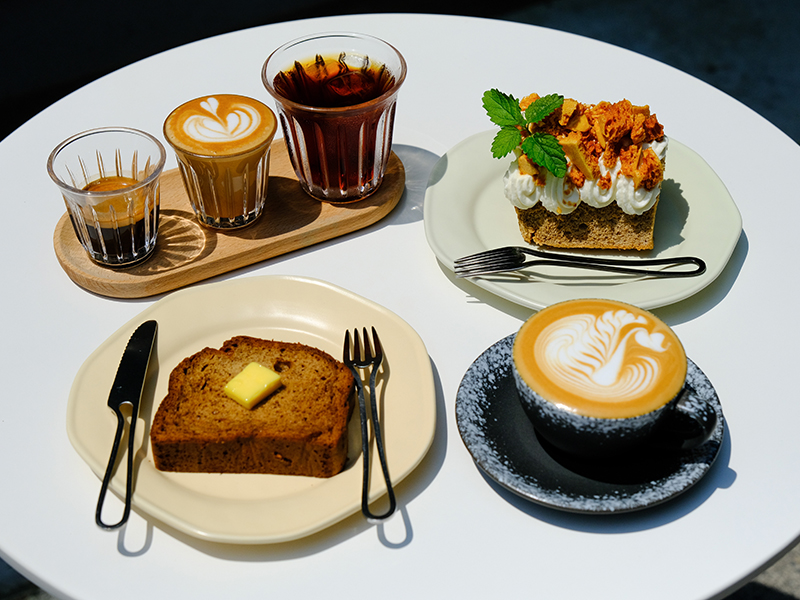 來自澳洲的咖啡甜點！高雄純白咖啡廳「Coffee up瑞秋咖啡」