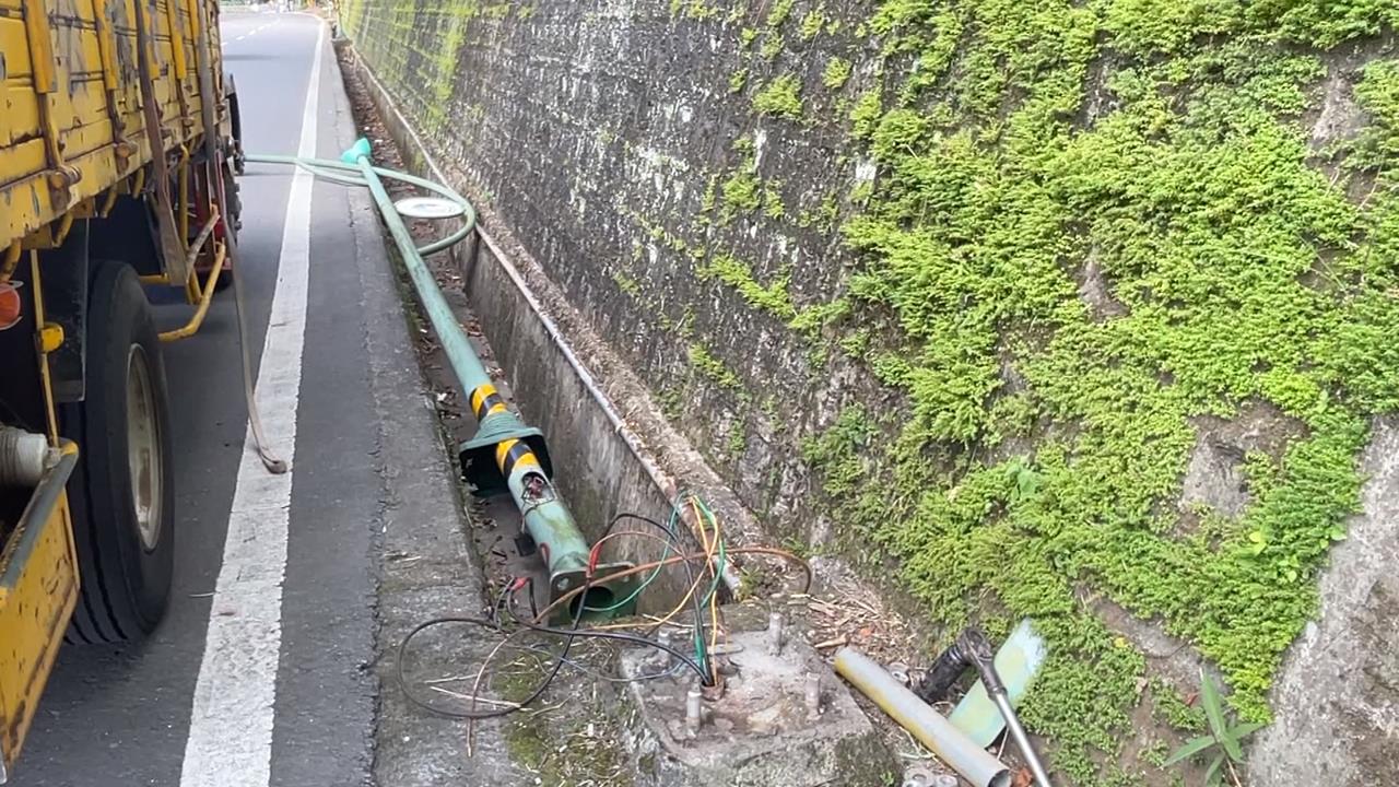 誇張!日月潭聯外道600m電纜遭竊 整排路燈「失明」