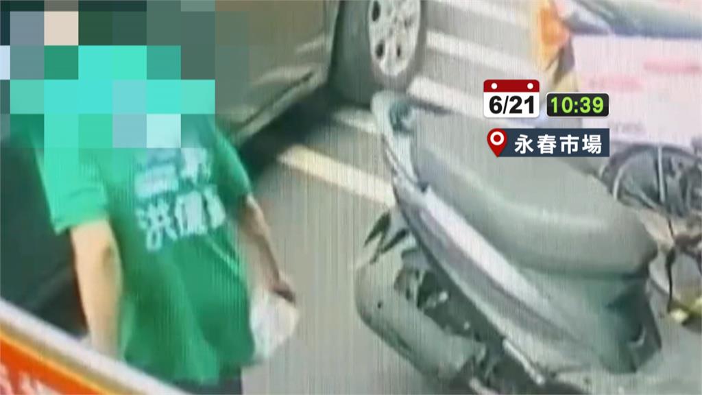 挺罷遭恐嚇？洪健益市場掃街　助理遭車輛輾腳、駕駛一度想肇逃