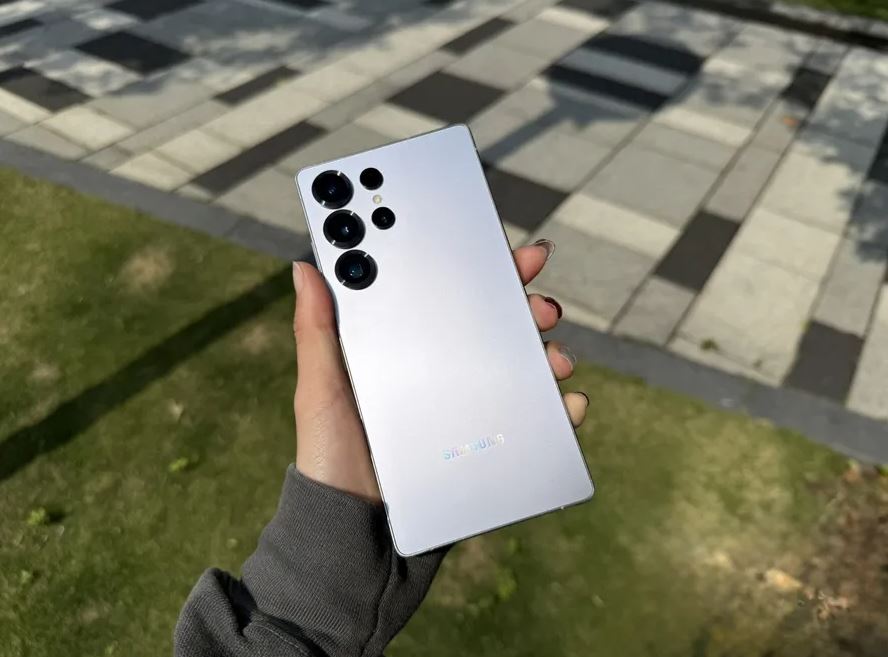 三星Galaxy S25 Ultra開箱！AI助理、鏡頭百倍望遠、機身升級⋯亮點規格一次看