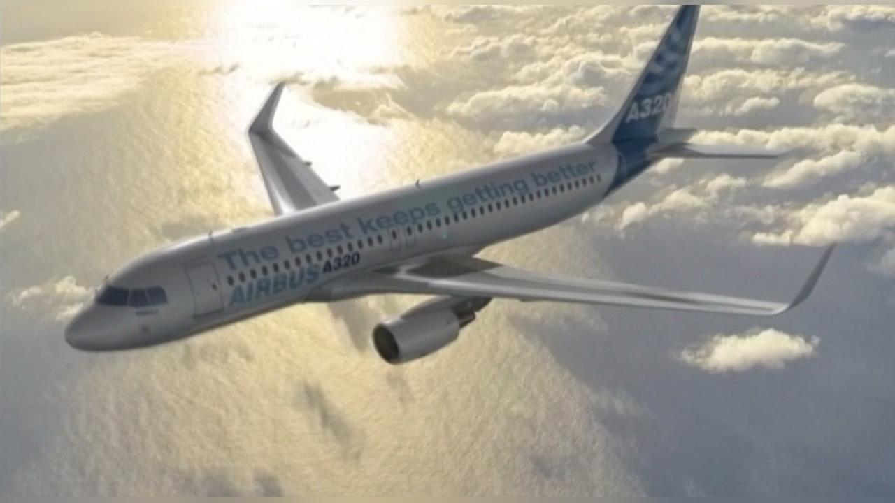 妹子搭機遇哭鬧嬰兒「提1請求」遭空姐拒…發文討拍被網轟:不合理!