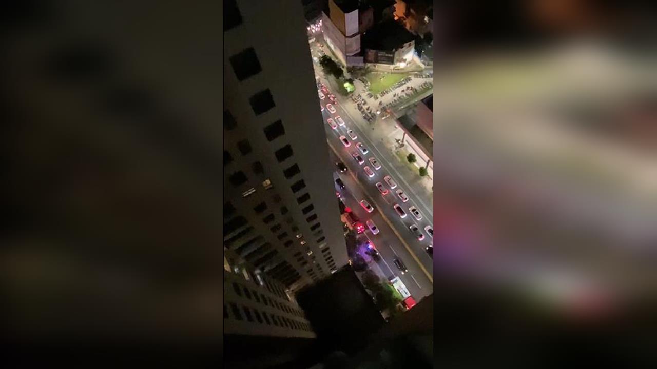 獨家／新竹晴空匯高樓層火警竄濃煙　住戶急逃生