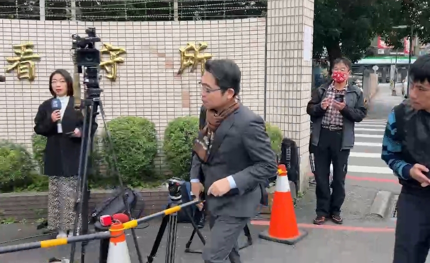 快新聞/柯文哲又被押「律師今早現身北所」 被問「是否提抗告」反應曝光