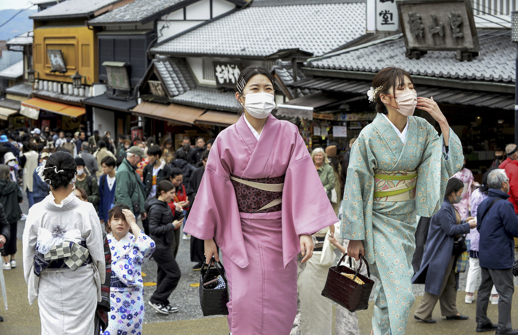 赴日旅遊注意！　「黴漿菌肺炎」大流行　一週病例創新高