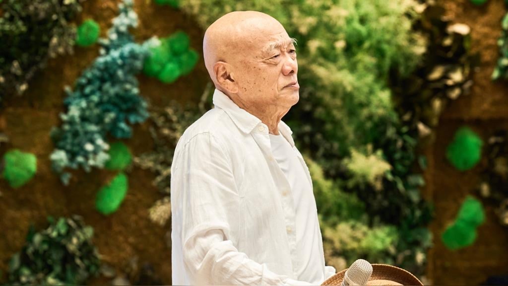 81歲凌峰「昔二度中風」陷昏迷！本人現身曝近況 活力高歌：未曾放下舞台
