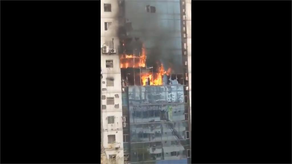 孟加拉市區22層樓大火 至少19死73傷