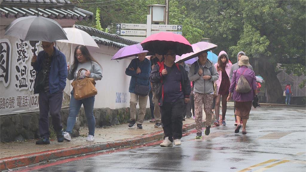 快新聞／雨彈炸雙北！ 全台13縣市大雨特報　低窪區慎防淹水