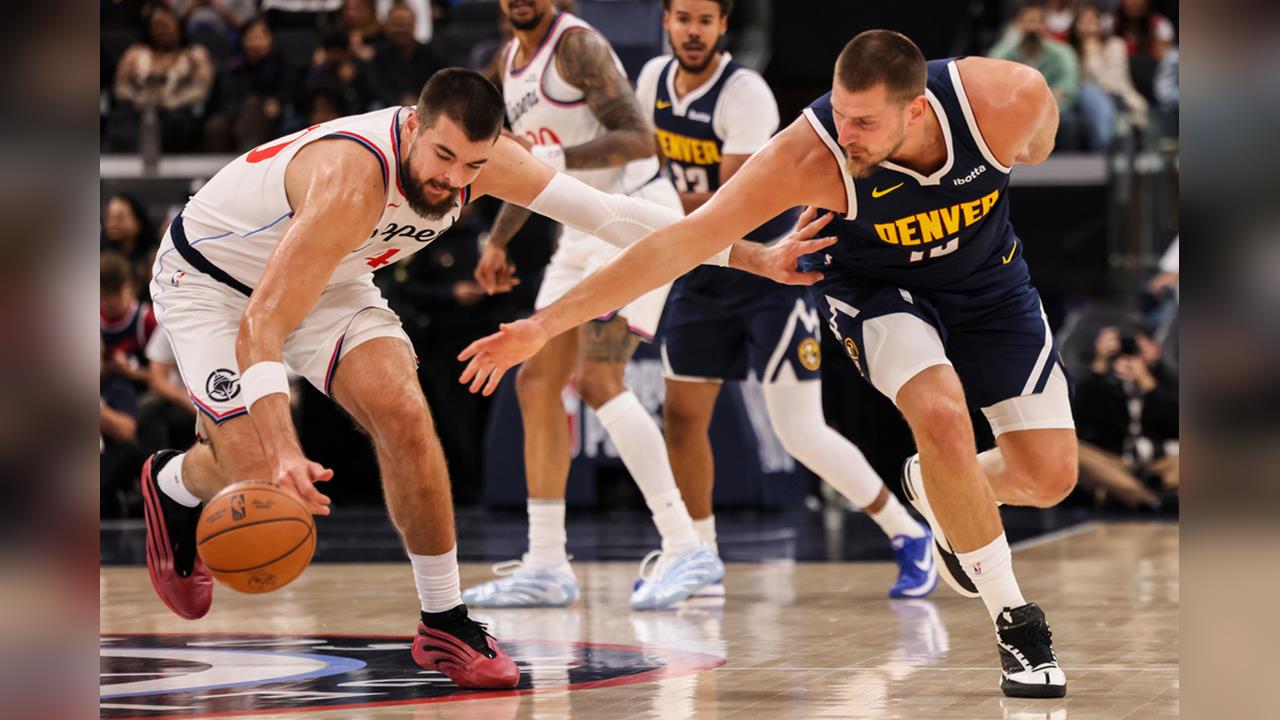 NBA／快艇主場計時器掛點　主持人「人工倒數3、2、1」全場傻眼！
