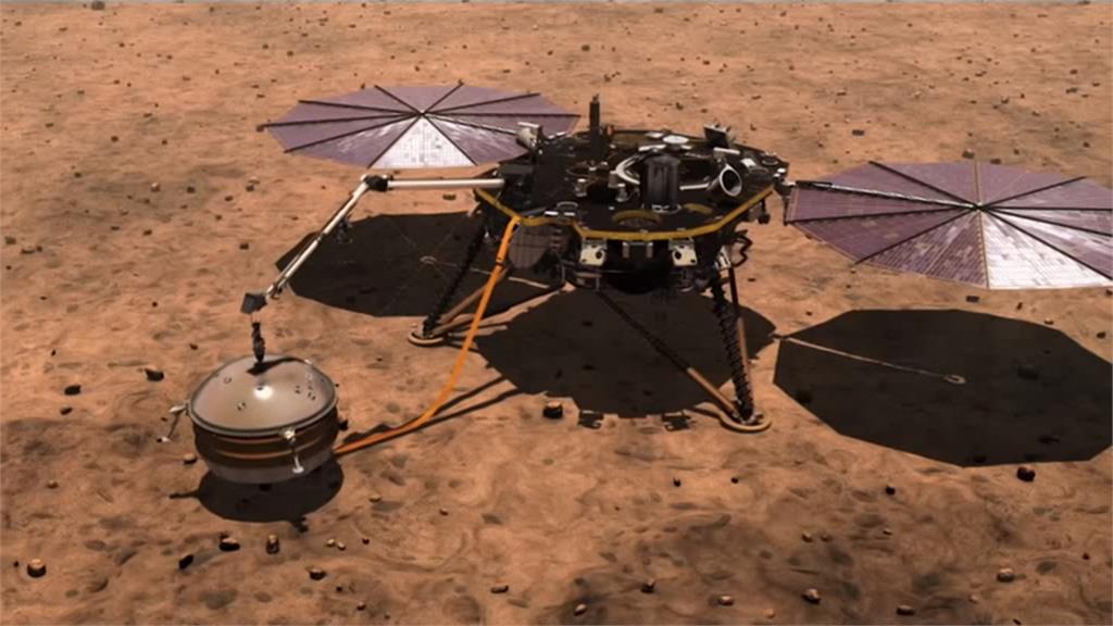 挺過「恐怖6分半」 NASA「洞察號」登陸火星傳回照片