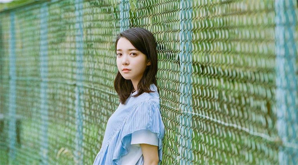 老派式叛逆的鄰家女孩：《上白石萌音的心情點滴》，擁抱多人人生繼續邁進