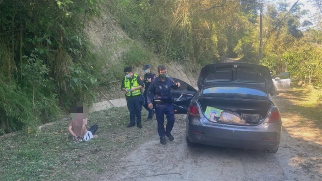苗栗女賊2度拒檢還衝撞警車 狂衝11公里狼狽落網