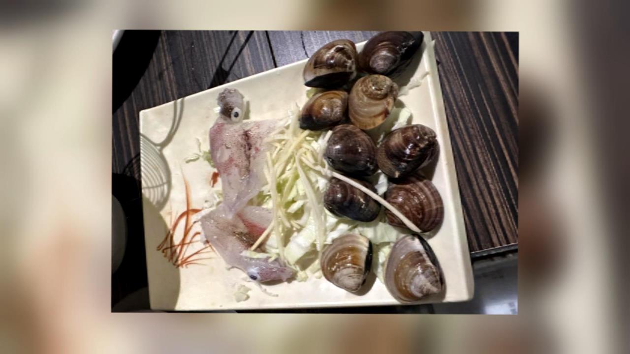 「２隻透抽１０顆蛤蠣」火鍋要價３８０元？　業者喊冤：沒拍到肉