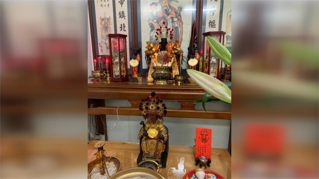 大膽！慣竊闖空門偷神明金牌　鎖匠二度被找來開鎖急報警