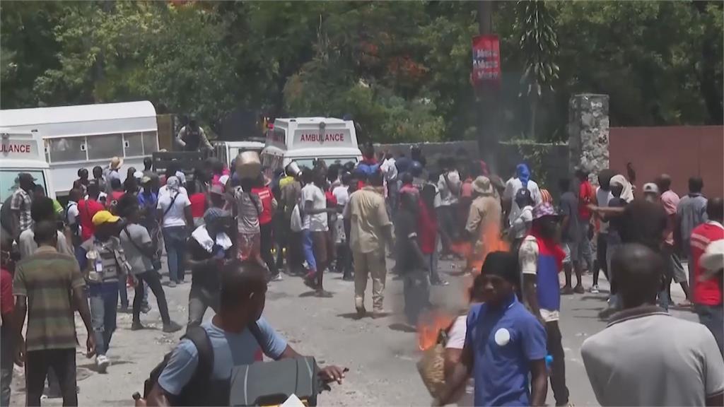 燃料價格高、要求總理下台　海地示威爆衝突