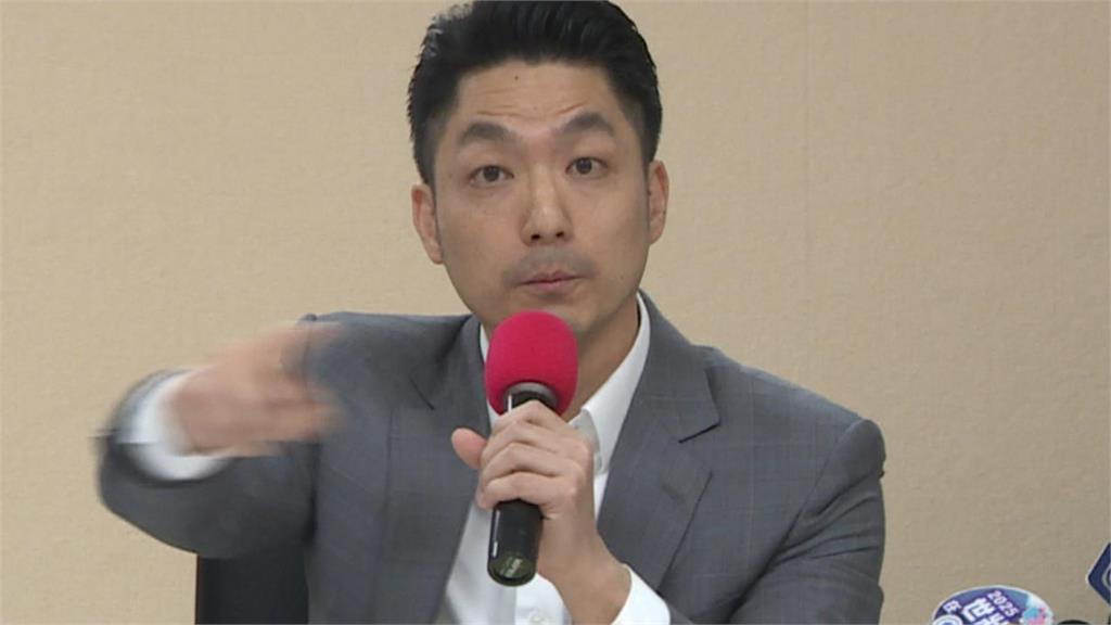 蔣萬安赴北檢挨轟「帶頭違法」　嗆聲不是內政部說的算遭綠議員拍桌