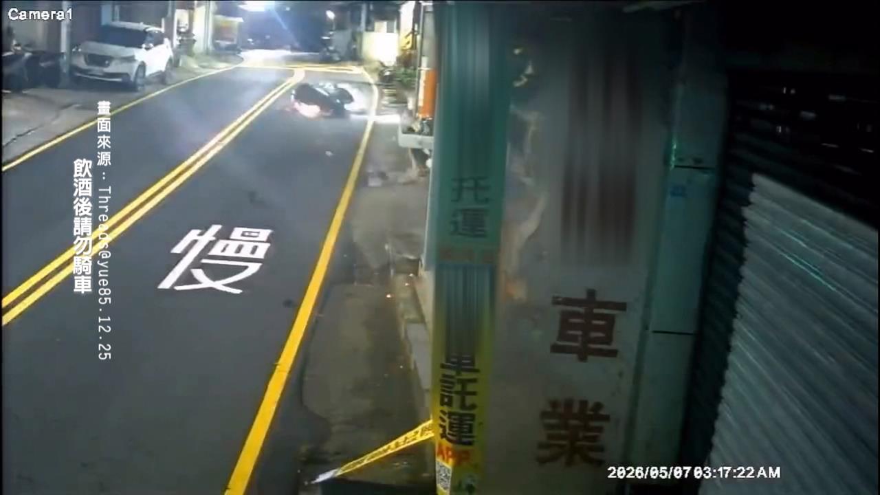 不要命！菲籍交換生三貼酒駕　高速失控自撞噴飛