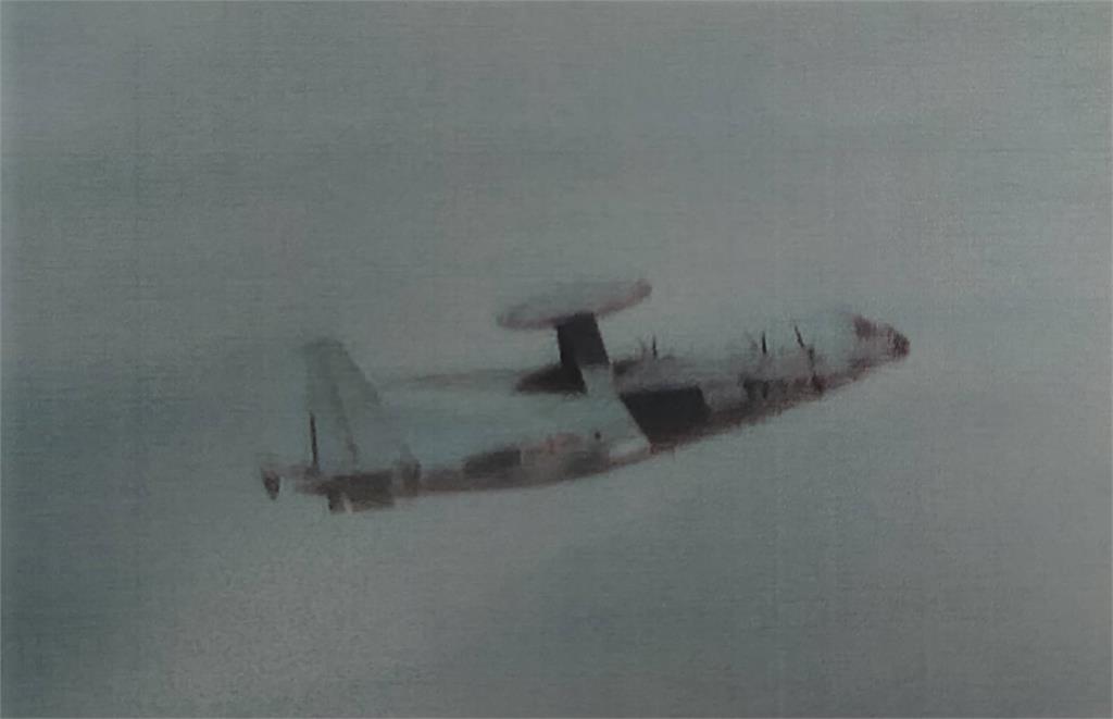快新聞／今年第六度擾台！ 「空警-500」闖我西南空域 空軍防空飛彈追監