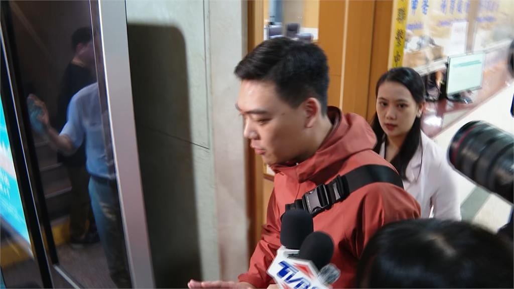 涉假連署賴苡任、李孝亮開偵查庭　2人訊後反應曝光