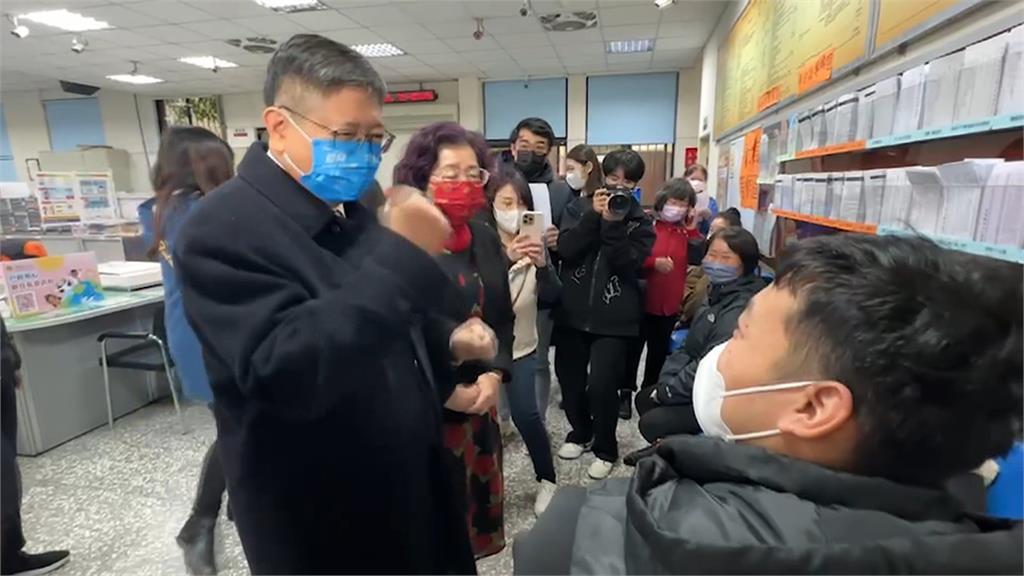 登記結婚今天超熱門！　新北市165對新人「情人節完婚」