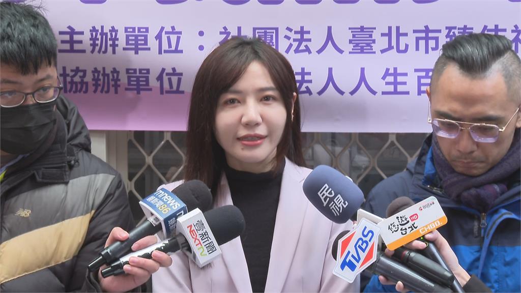 快新聞／黃國昌龍山寺開講遭嗆「下台！中共走狗」　吳沛憶：民眾眼睛是雪亮的