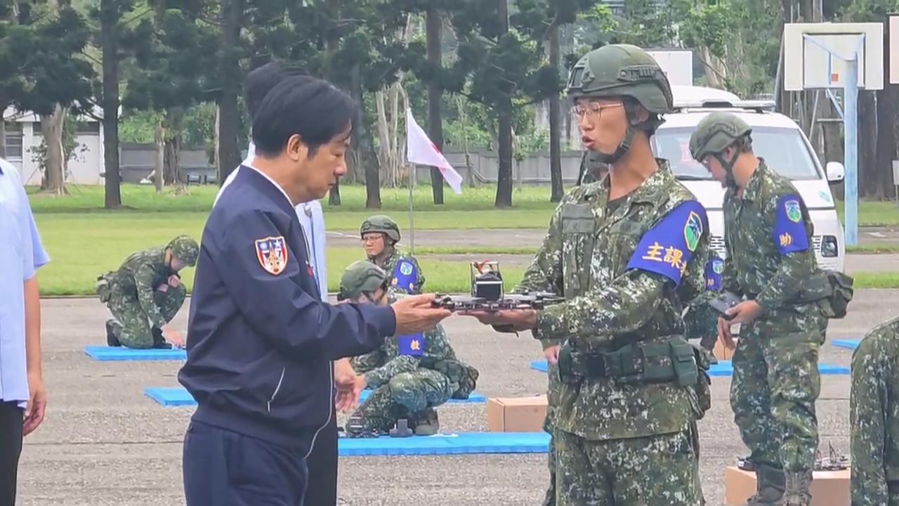 總統視察嘉義新訓中心　役男訓練增無人機、紅隼火箭彈科目