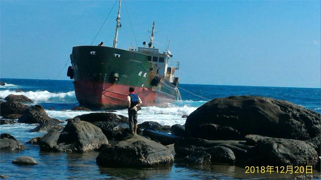 撞壞墾丁珊瑚礁　「巨龍號」貨輪船長代價出爐