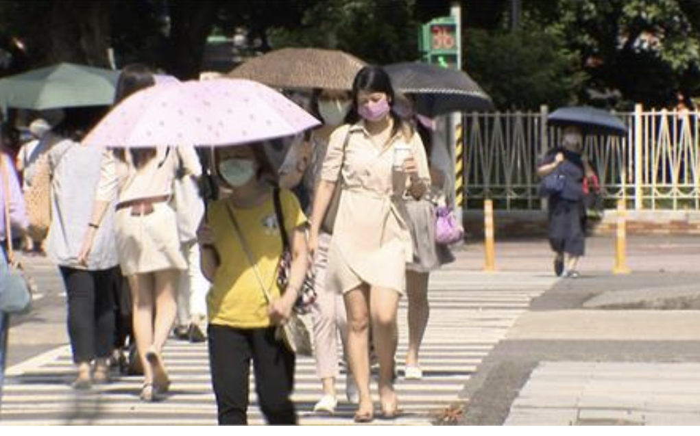 快新聞／8縣市熱爆「最高溫飆破36度」　午後慎防雷雨